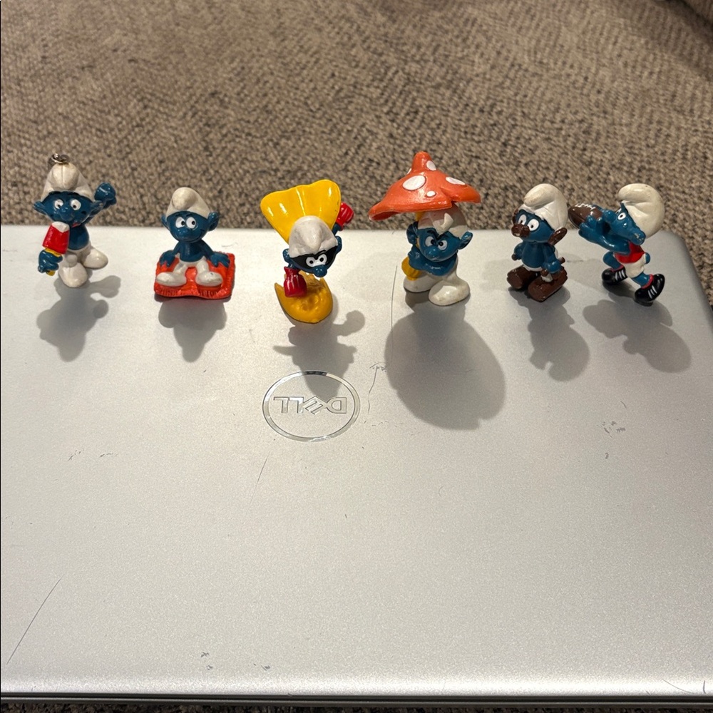 Smurfs Figurine Set - Blue and Yellow Vintage